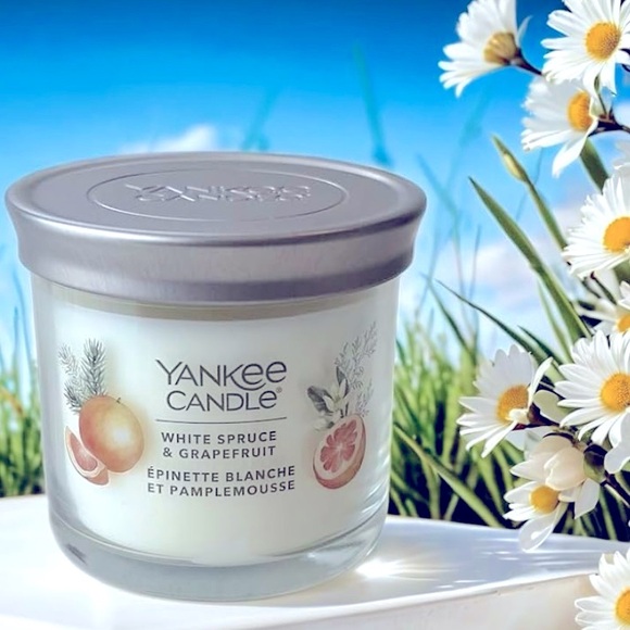 NWT- Yankee Candle White Spruce & Grapefruit Small Tumbler Scented Candle - Picture 5 of 6